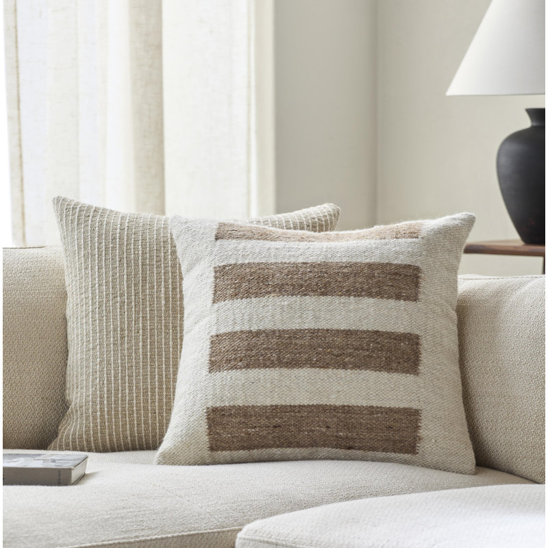 Coussin Osmund, Brun, 22 po x 22 po, Housse de coussin seulement - sans coussin