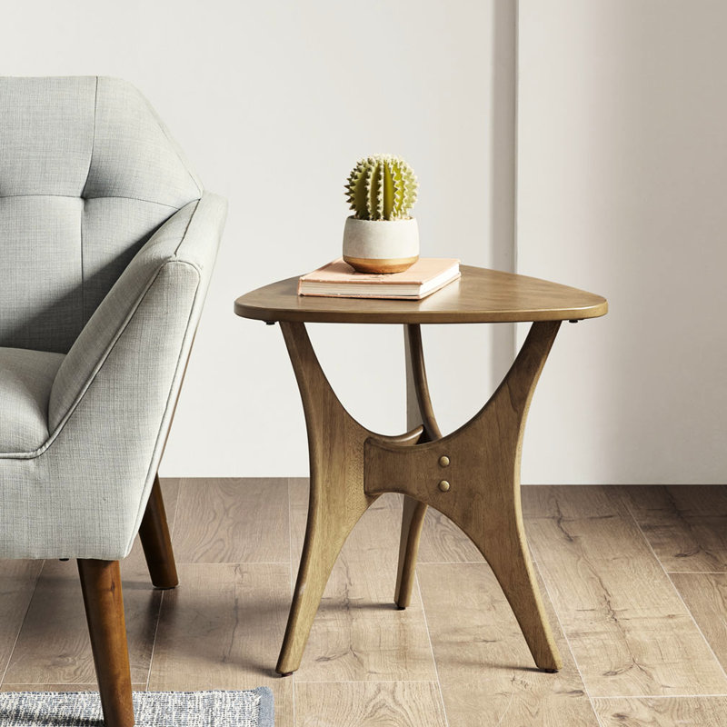 Table d'appoint moderne Modern Triangle