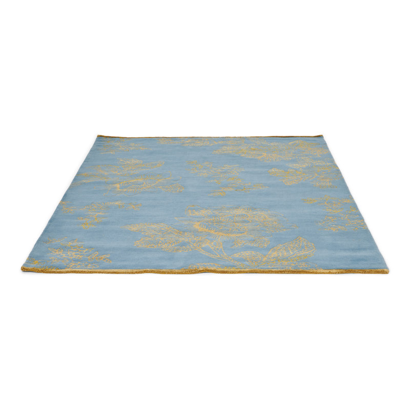 Hand Tufted Floral Area Rug in Blue/Gold, Rectangle 5'7" x 7'10"