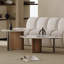 Table basse légère et luxueuse