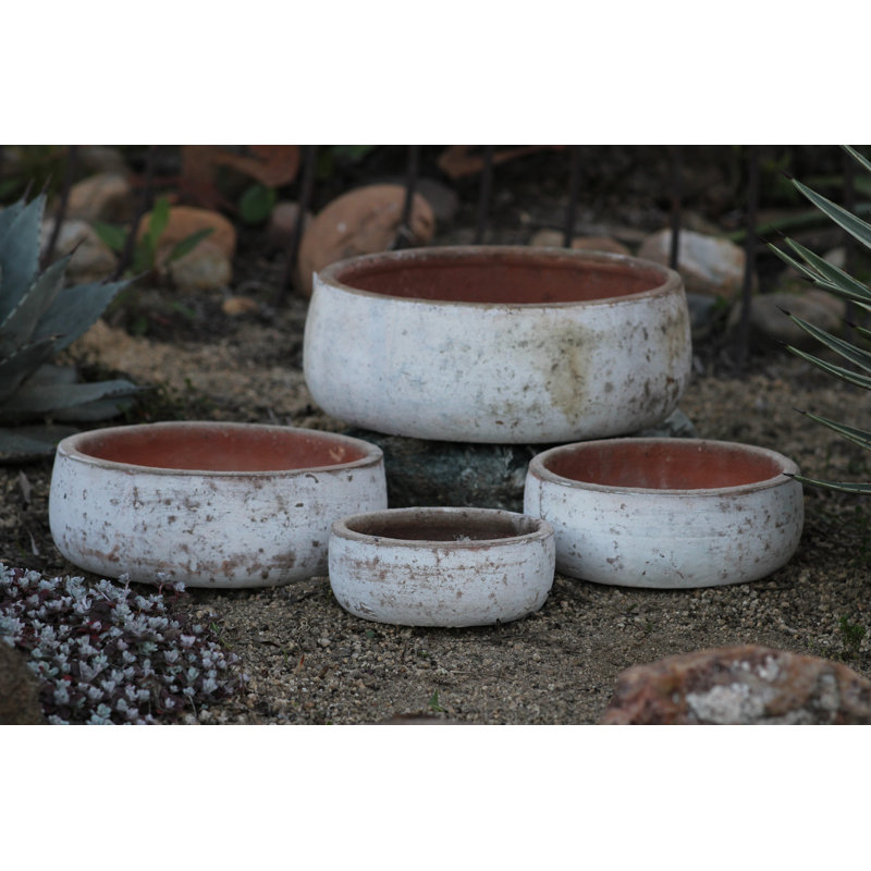Ensemble de 4 pots de fleurs moyens en terre cuite, façonnés à la main selon la technique toscane - Utilisation intérieure et extérieure