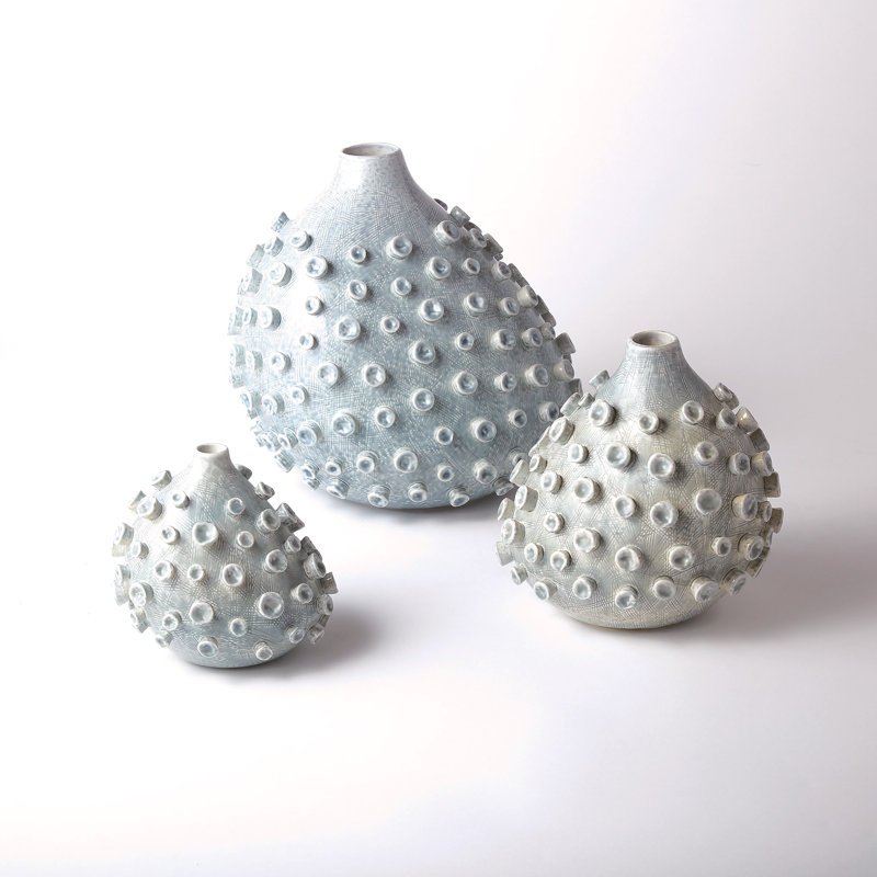 Vase Sea Coral en crème / bleu, H 9,25 po x l 8 po x P 9 po