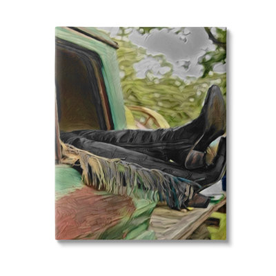 «Relaxing Cowgirl In Nature» par Jesse Keith sur