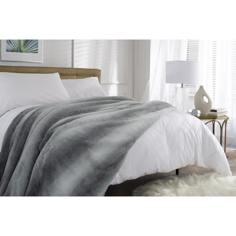 Polyester Striped Bedspread