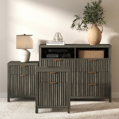 Arrilla 3 Piece Bedroom Set