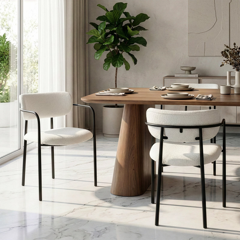 Ensemble de 2 chaises de salle à manger en tissu beige avec accoudoirs et pieds en fer noir Bedivere