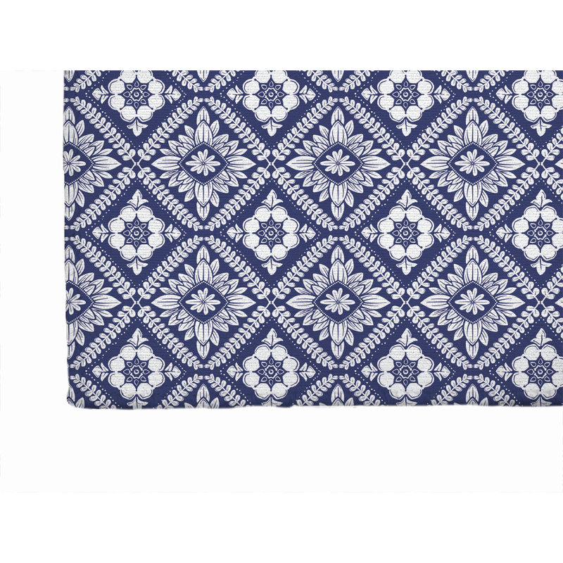 Talia Small Outdoor Area Rug, Rectangle 2' x 3'