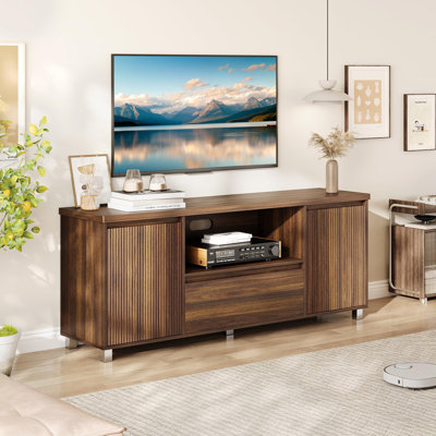 Meuble télé cannelé de 160 cm (63 po) pour téléviseurs jusqu'à 178 cm (70 po) – Centre multimédia moderne avec tiroirs, placards et système de gestion des câbles