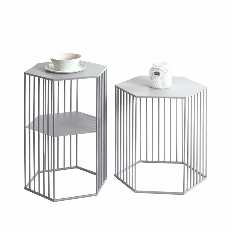 set of 2 end tables