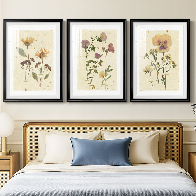 Coquelicot irisé bleu I - reproduction sur mesure encadrée de qualité supérieure - 3 pièces, Noir, H 21 po x l 30 po