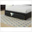 Rembourrage en similicuir pour lit double-145670655