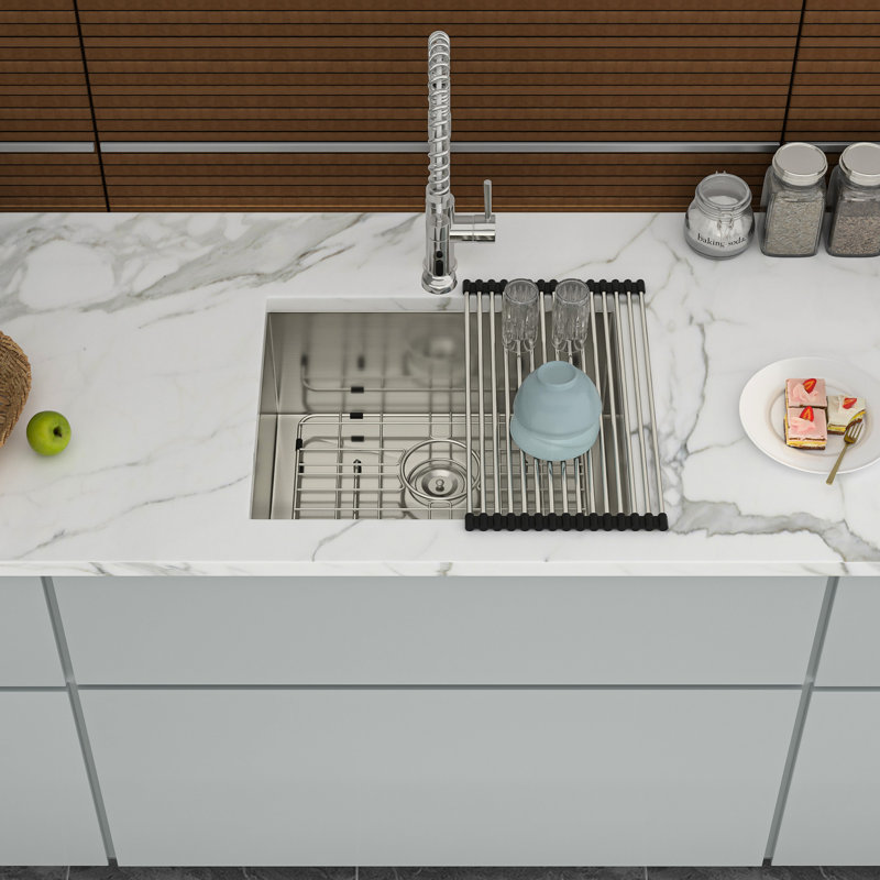 Évier encastré simple 21 po, 9 po de profondeur, fabrication Sus304, finition satinée brossée, - revêtement de condensation, grille de rinçage inférieure de couleur nickel, drainage de l'eau en forme de X,