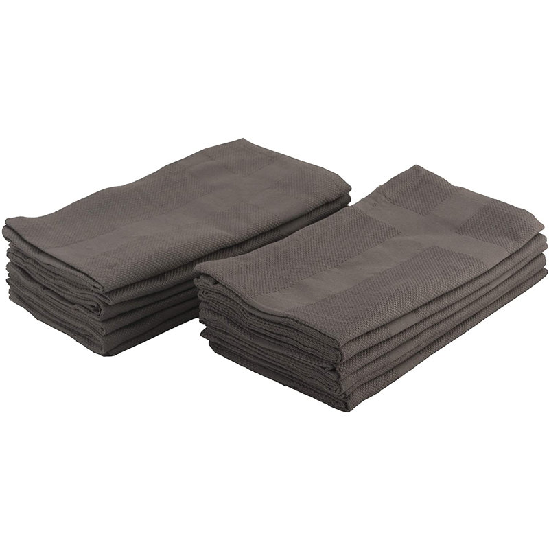 Napperons, chargeurs et serviettes Pramood