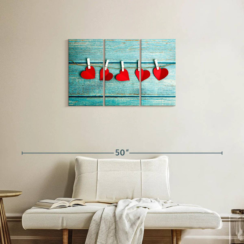 Hardie Hanging Red Hearts, 20" H x 33" W