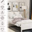 Lit plateforme simple en bois avec tête de lit simple et lattes solides et stables