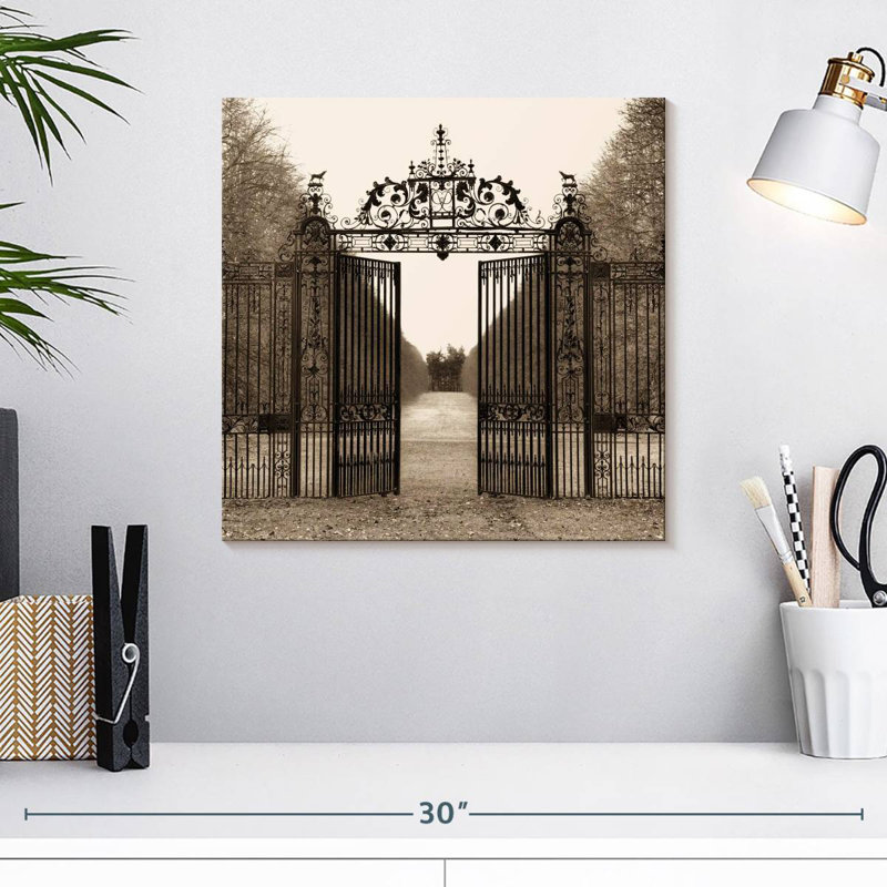 Hampton Gate