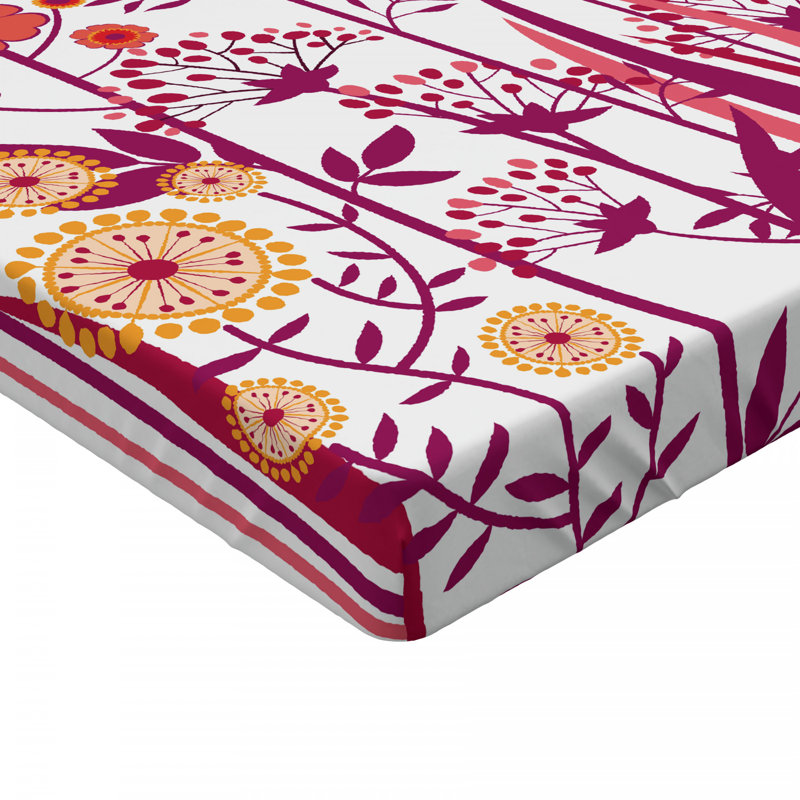 Microfiber Floral Fitted Sheet, Queen Fitted Sheet