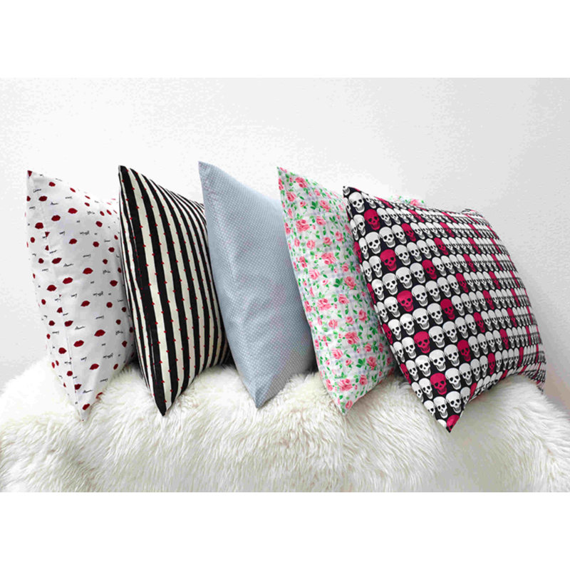 Betsey Johnson Printed Novelty Sheet Sets, King Sheet Set with 2 King Pillowcases, Retro Daisy Pink