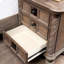 Table de chevet de chambre à coucher en bois massif, ton naturel rustique avec 3 tiroirs et bronze transitionnel rond, tiroirs, bois