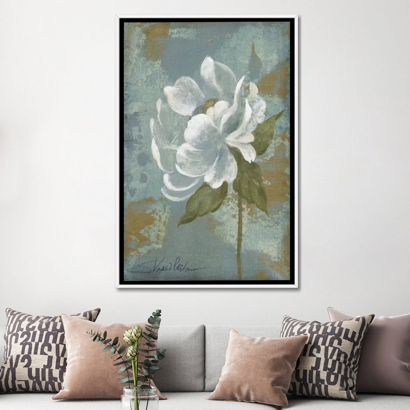 «Peony Tile II» par Silvia Vassileva - reproduction d'art, H 60 po x l 40po x P 1,5 po, Toile blanche encadrée, Aucun mat