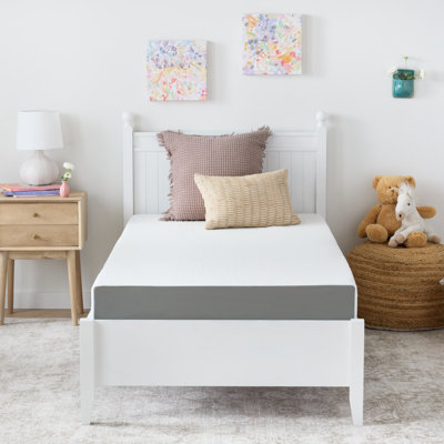 Matelas en mousse viscoélastique imprégnée de gel 6 po avec infusion de thé vert Linenspa®, mi-ferme, simple TG