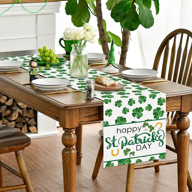 Chemin de table Green Lucky Clover Shamrocks