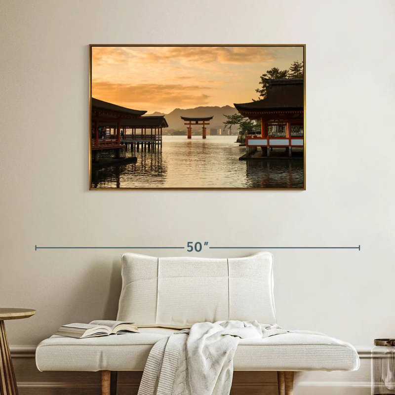 Célèbre sanctuaire Itsukushima, Cadre flottant doré, 40 po x 27 po