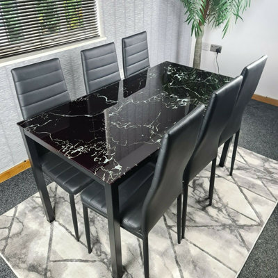 Fritzsche 6 - Person Dining Set
