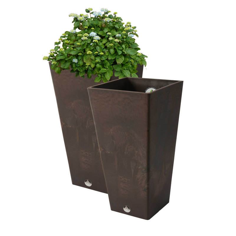 Cara Composite Pot Planter Set with Water Trays, Brown