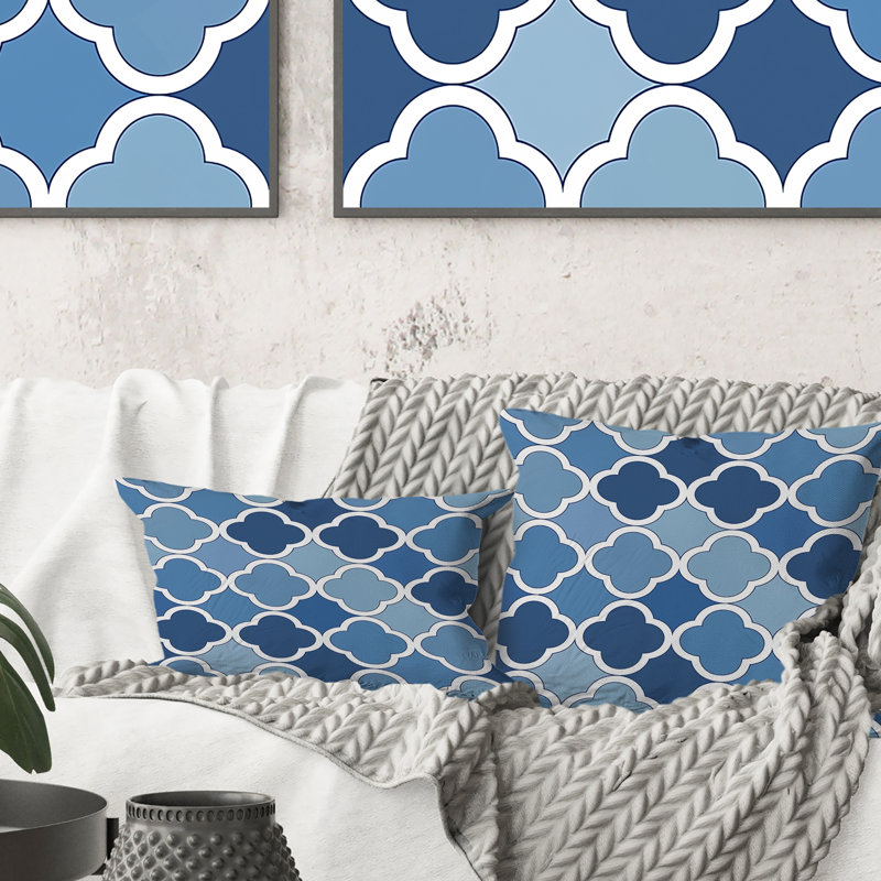 Coussin moderne bleu à motif quadrilobe II, H 16 po x l 16 po