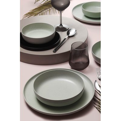 Brigido Dinnerware Set 18 Piece - Service for 6