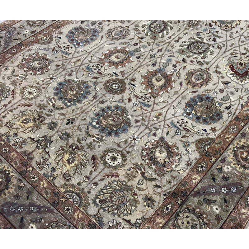 Tapis chameau et beige noué à la main de haute qualité