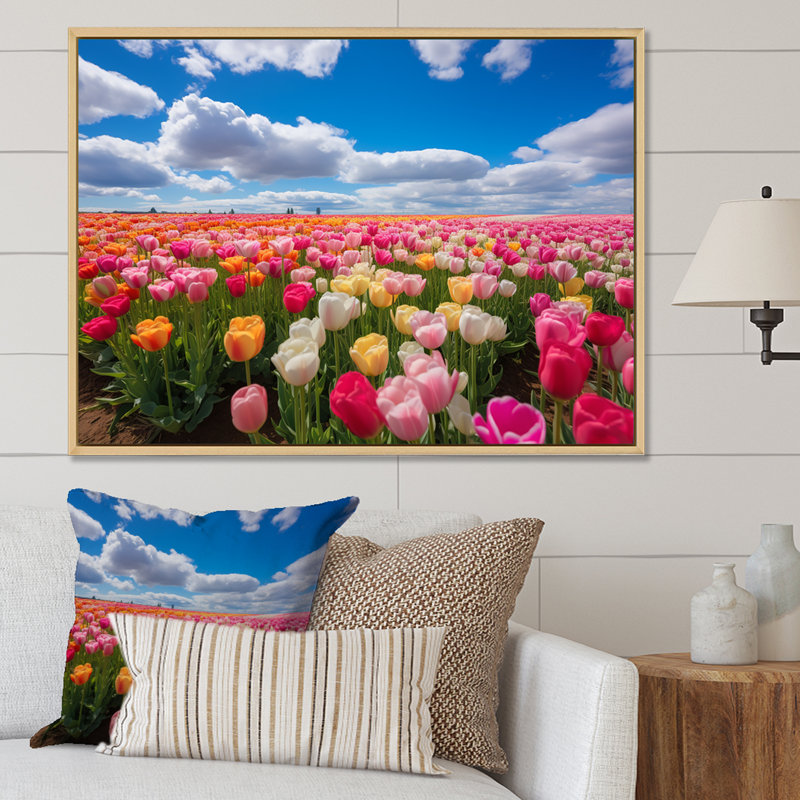 Rose et jaune champ de tulipes - tulipe, art mural, Cadre de coin argenté fermé, H 34 po x l 44 po x P 1,5 po