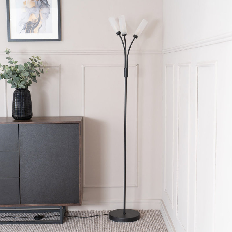 Abrianne 158.5cm Traditional Floor Lamp, No, Matte Black