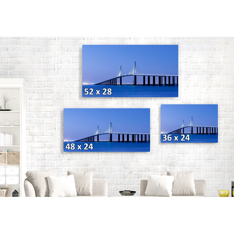 «Kerriana Suspension Bridge Midnight Rendevous», impression sur toile tendue, H 16 po x l 24 po x 1,5 po