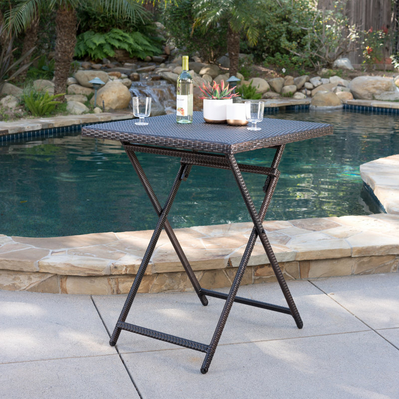 Table de bar en rotin