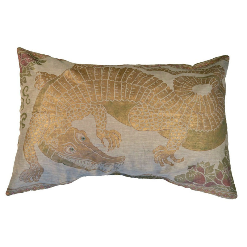 Alligator I Linen Rectangular Pillow Cover