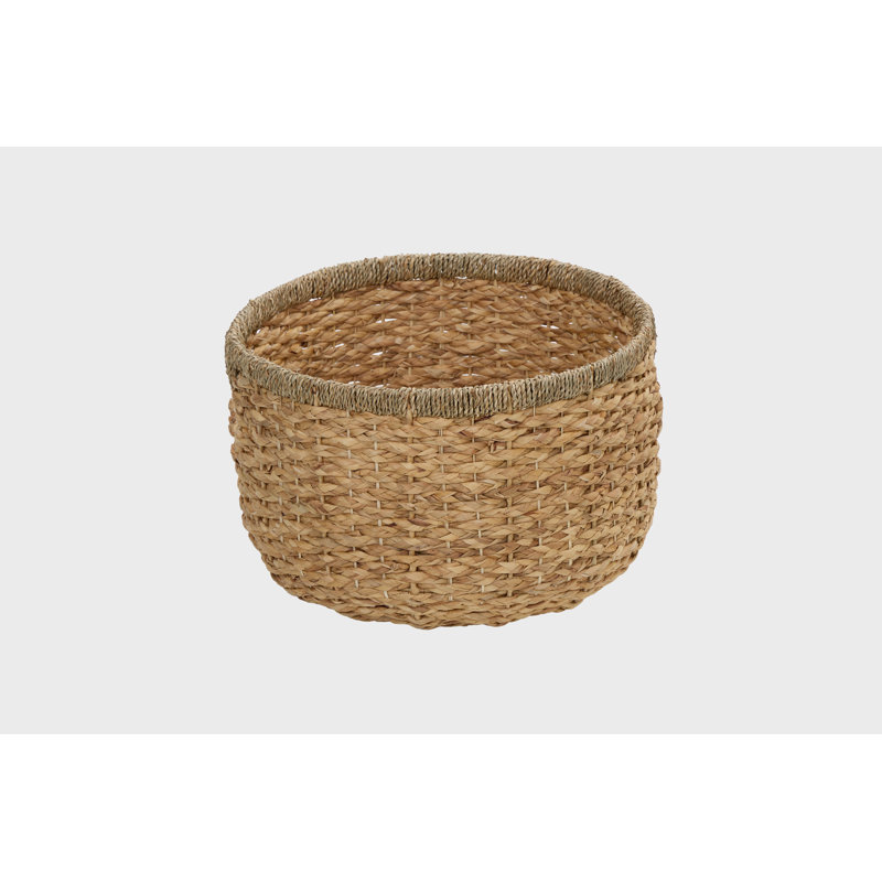 Round Water Hyacinth Basket- Medium