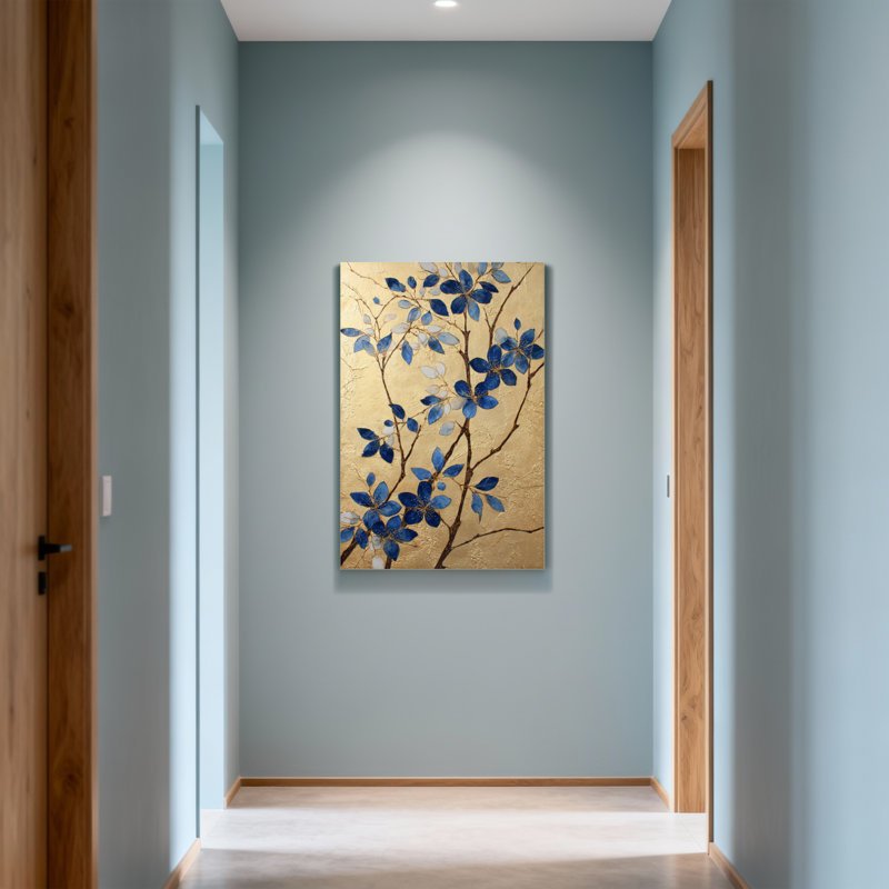 Plantes et fleurs à feuilles bleues sur fond doré, H 18 po x l 12 po