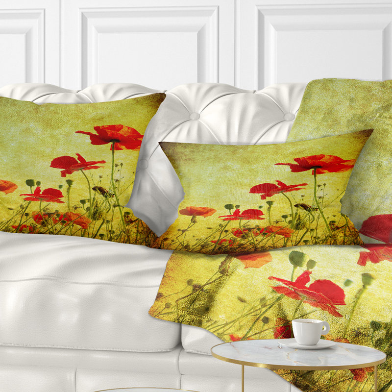 Coussin lombaire floral sur fond grunge
