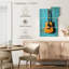 Guitare Abarca dans la chambre bleue-108546149