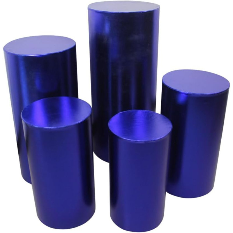 Ensemble de 5 socles cylindriques, Île Seymour Nord, Galapagos