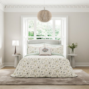 Flora Cotton Floral Duvet Cover Set with Pillowcases Included