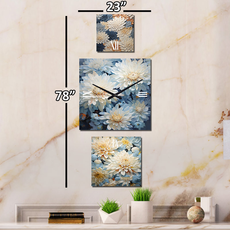 Makalia Metal Wall Clock