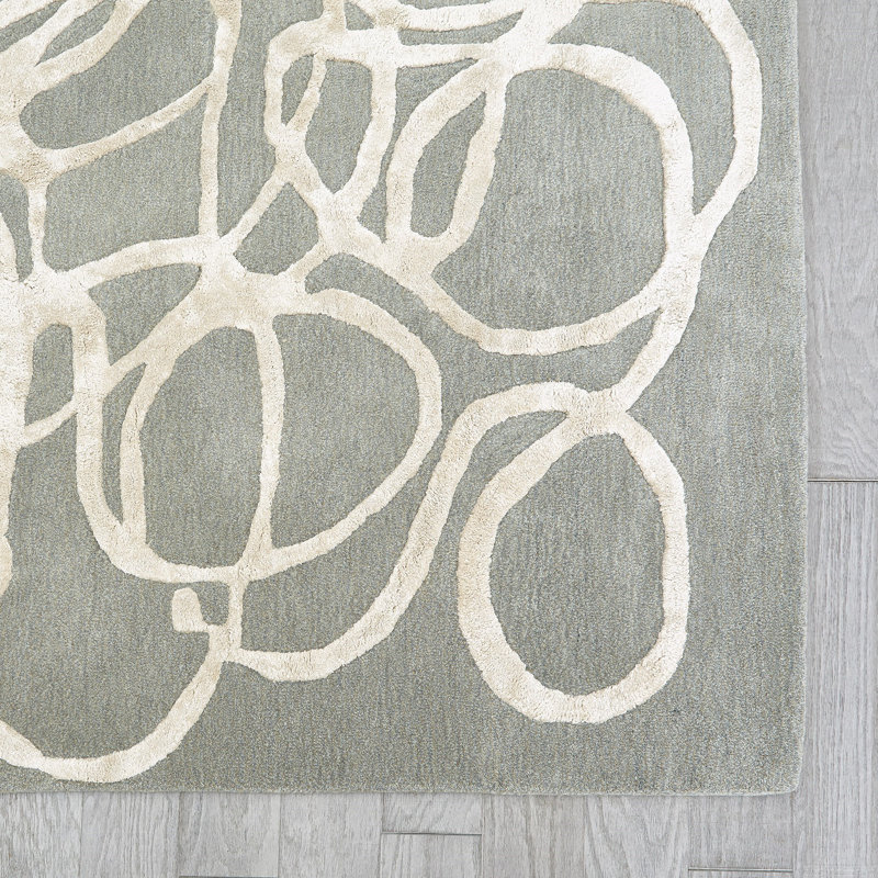 Abstract Area Rug in Gray, Rectangle 5' x 8'