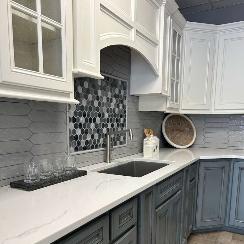 Tribeca-Talavera Picket 2.6"x13" Handmade Ceramic Tile Trim, Gray
