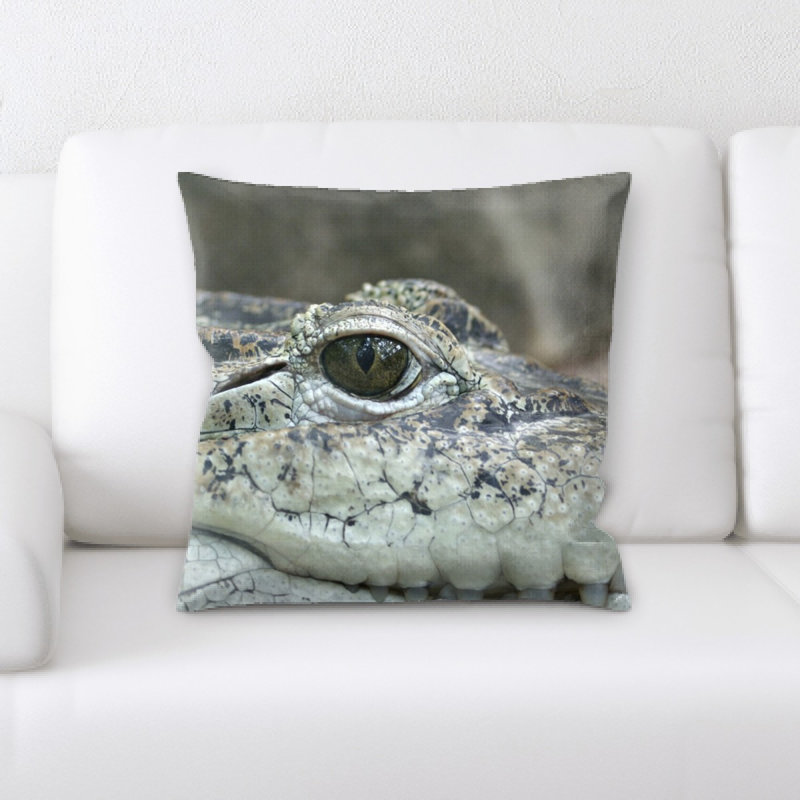 Coussin crocodile