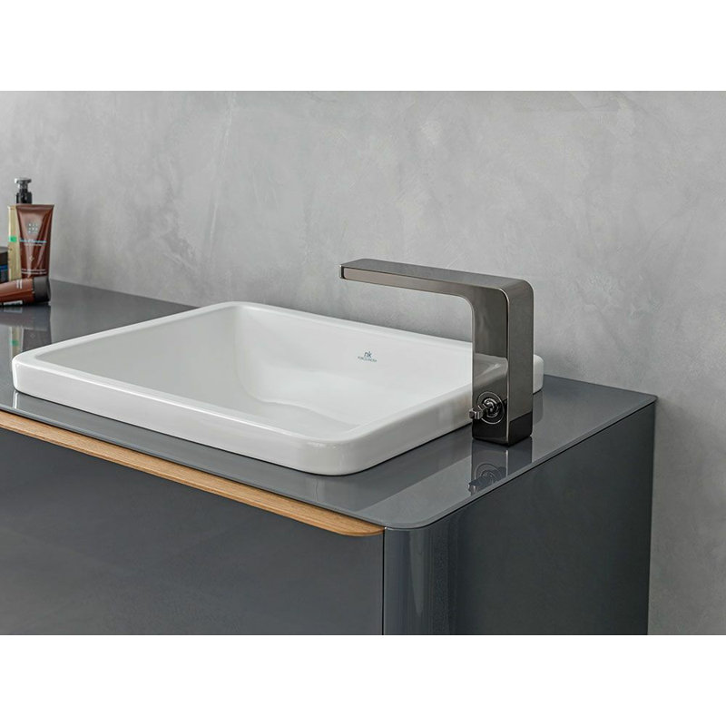 Lounge Single Control Lavatory Faucet, Titanium
