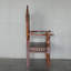 Ensemble de bureau et de chaises de style sud-est asiatique