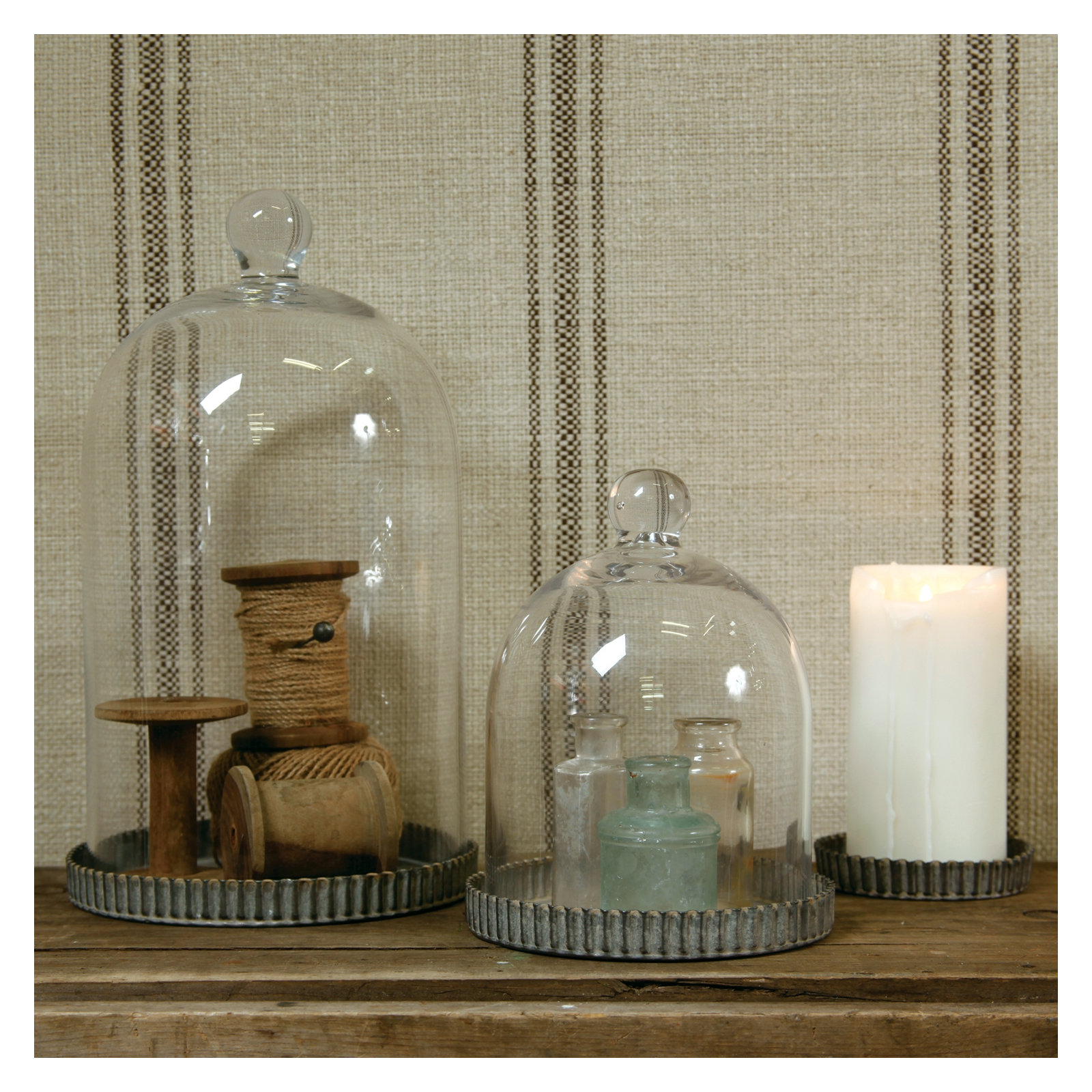 Javi Rustic Metal Cloche Tray, 2'' H x 6.25'' W x 6.25'' D